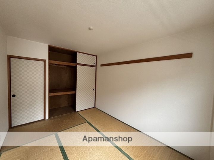 CASA&MICHIROOM可部東の内装