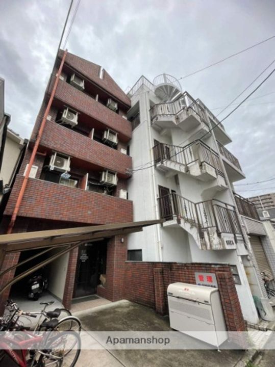 メゾンキモトの外観