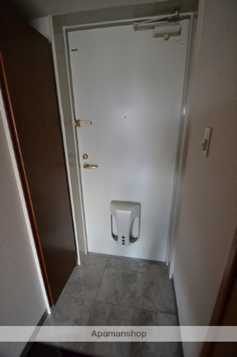 家納喜本川館の玄関