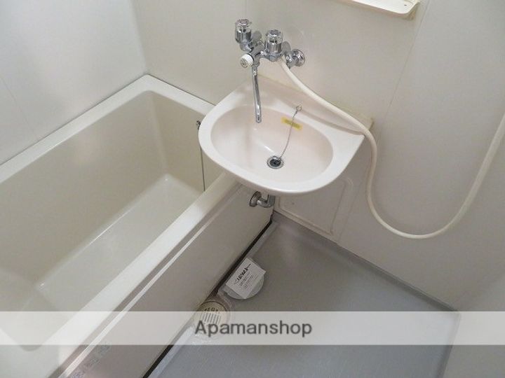 ビレッジ中央の風呂