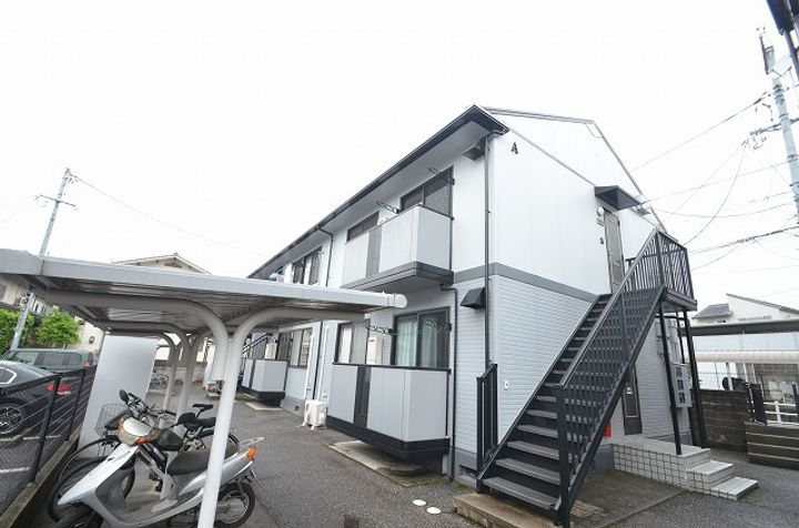 セジュールISHIDA A棟の外観