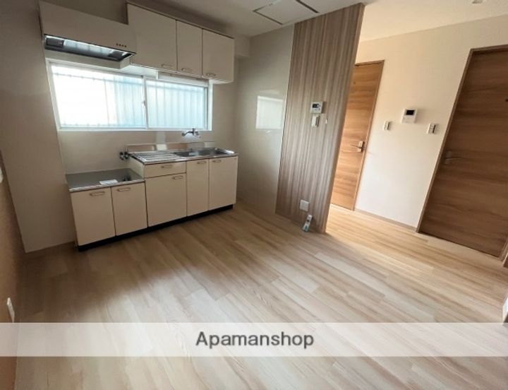 田中ビルの居間