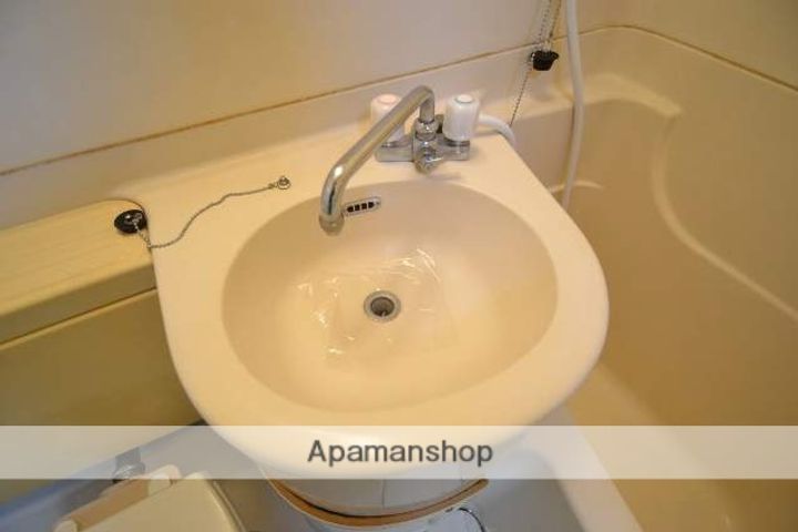 ハイネス横川の内装