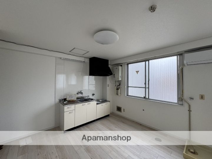 サンライズビルの内装