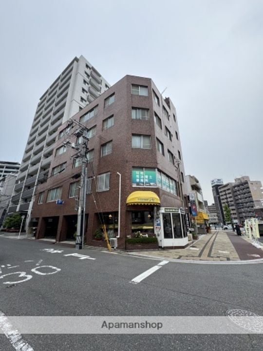 サンライズビルの外観