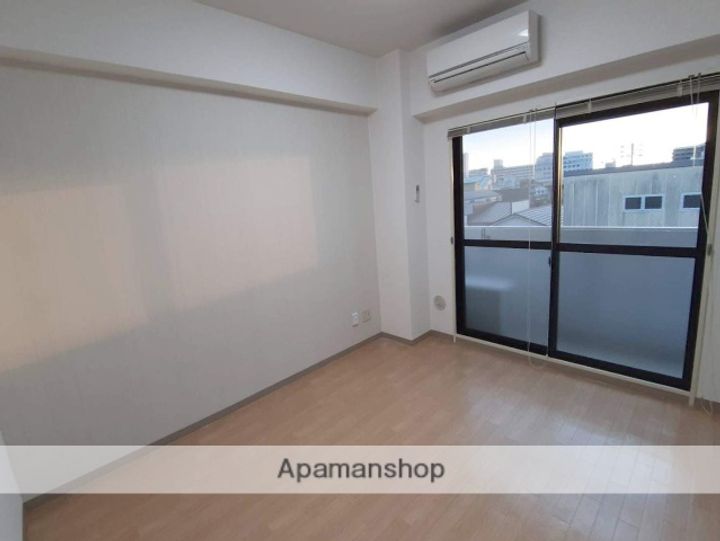 BUILD.K・Iの内装