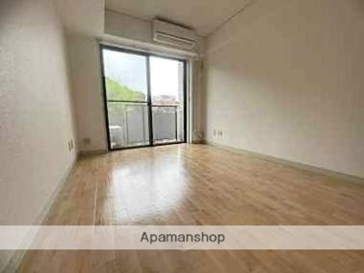 カメイファイブの内装