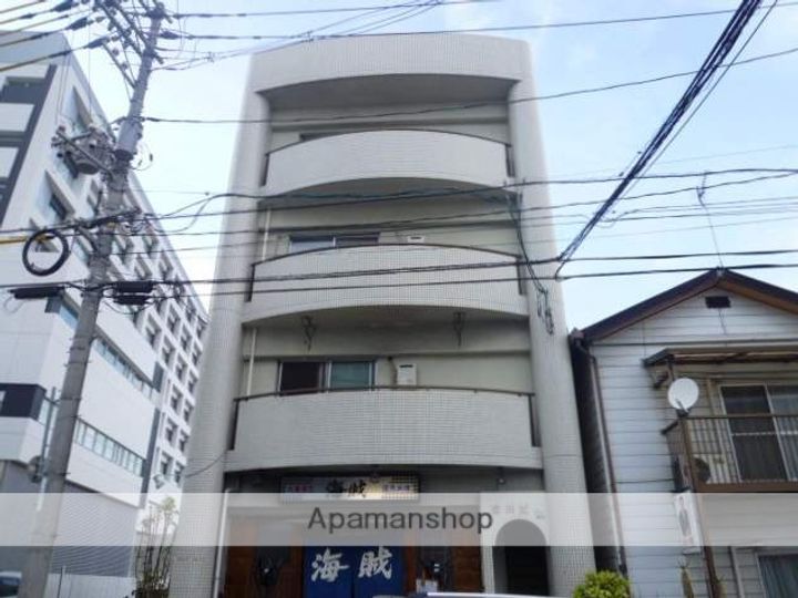 皆川ビルの外観