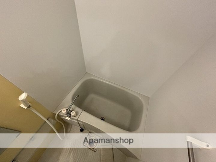 ウイング稲荷町の風呂