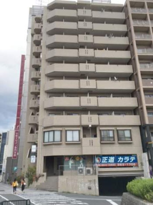 グローバル松川901号室の外観