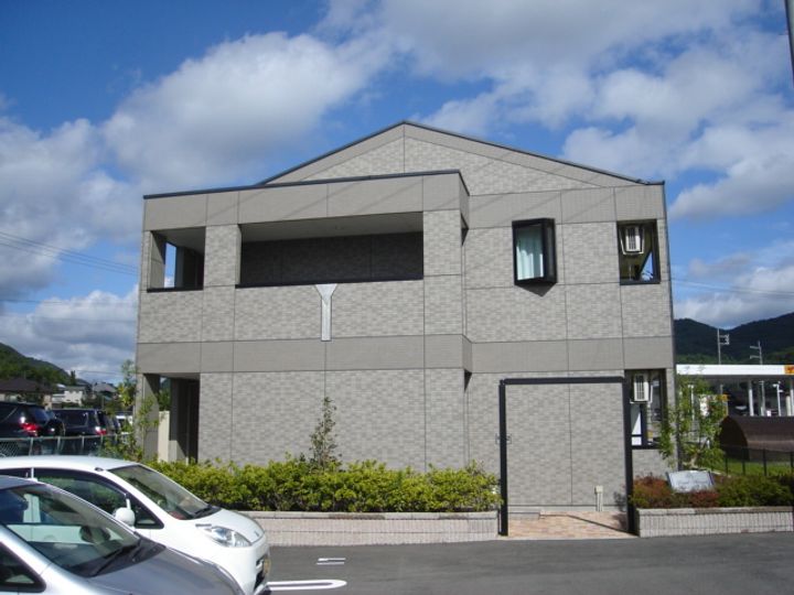 ROYALMAISONの外観