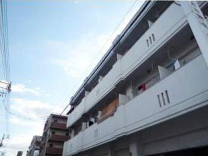 竹原ビル204号室の外観