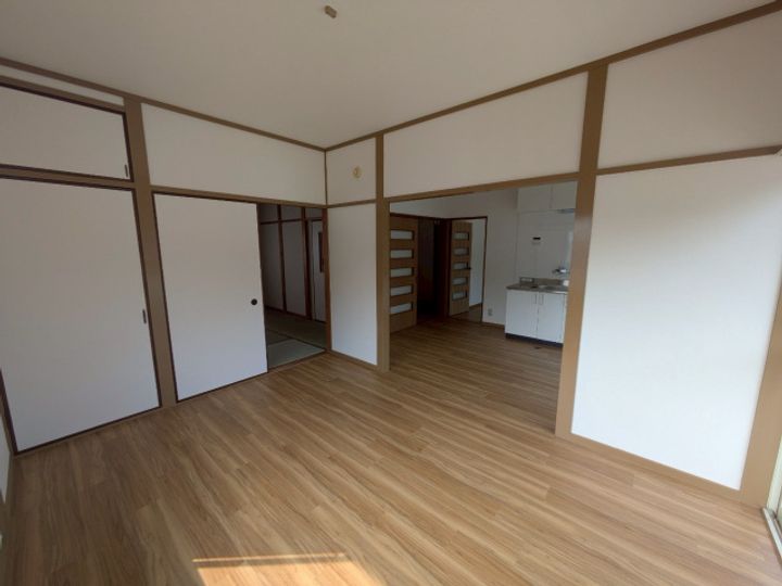 メゾンいちば A棟201号室の内装