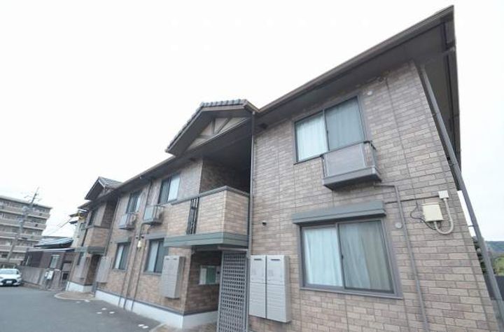 コンフォール中筋の外観