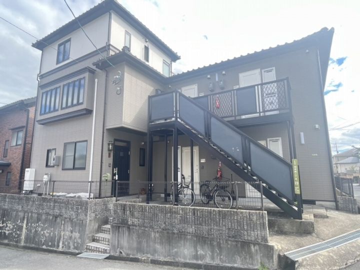 メゾン平山101号室の外観