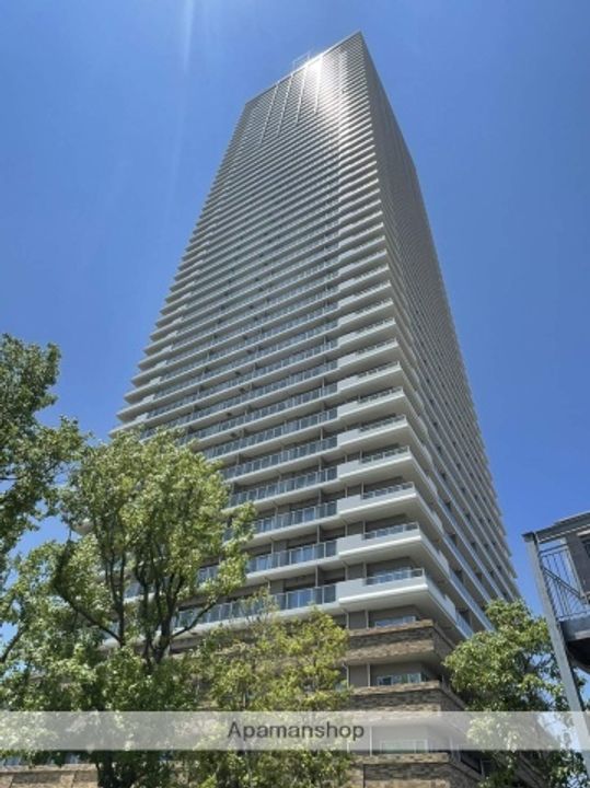 HITOTO広島 THE TOWERの外観