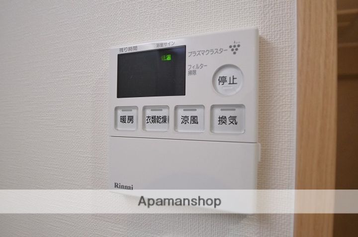 LUQRAS可部Aの内装