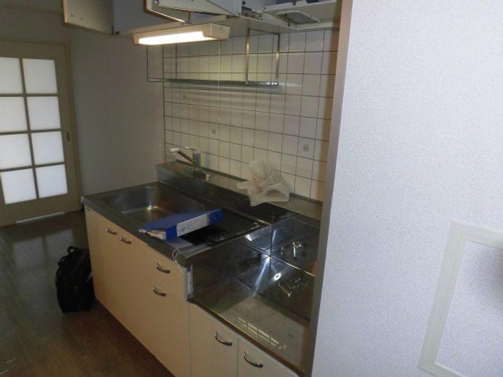 エスト牛田本町302号室の風呂