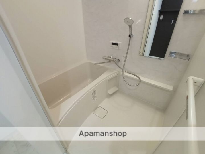 Prive上安の風呂