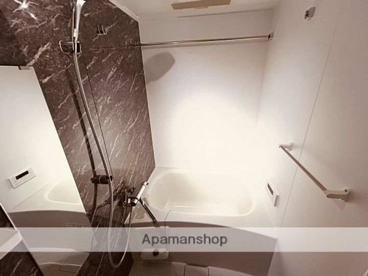 S−RESIDENCE空港通りAWESOMEの風呂