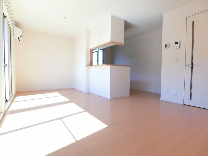 エトワール三浦の居間