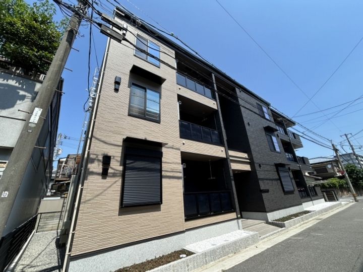 セレーノ大宮の外観