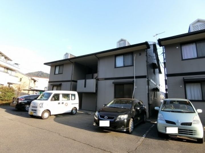 クレエルKB棟の外観