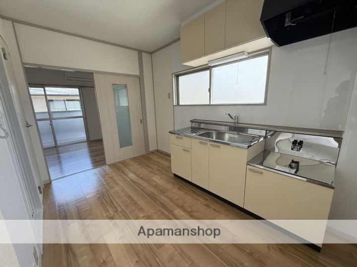 上田ビルのキッチン