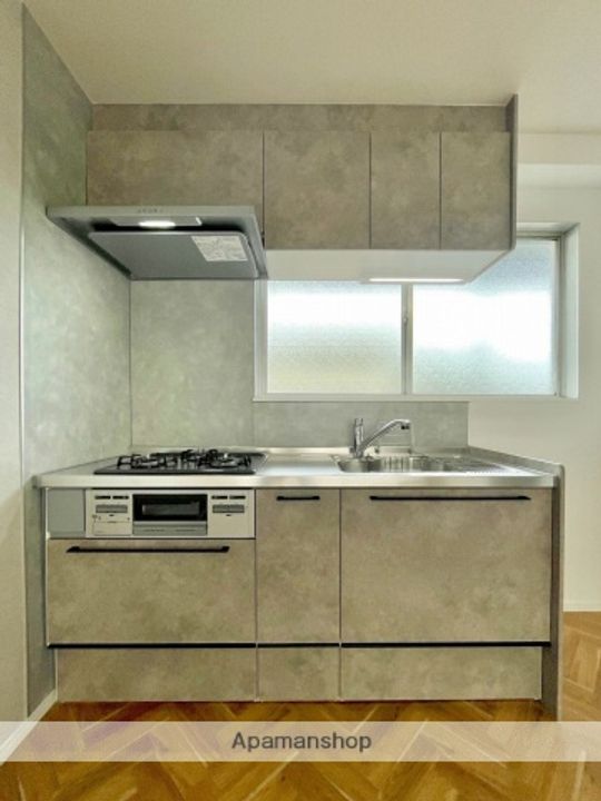 福本ビルのキッチン