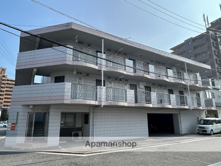 メゾンエイトの外観