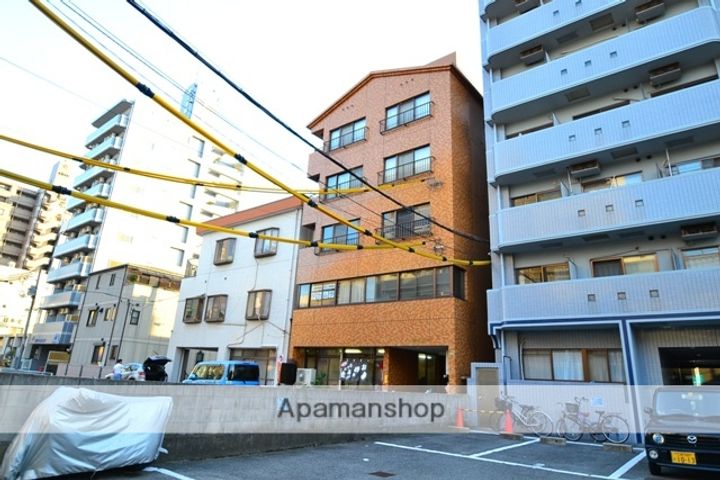 結城ビルの外観