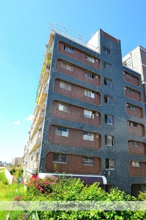 観音栄能マンションの外観