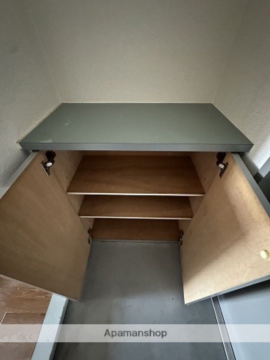 エトノ空港通りの内装