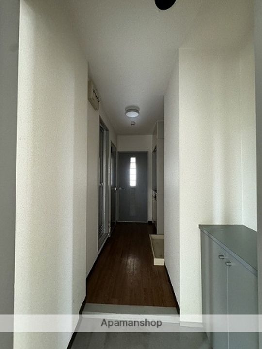 エトノ空港通りの玄関