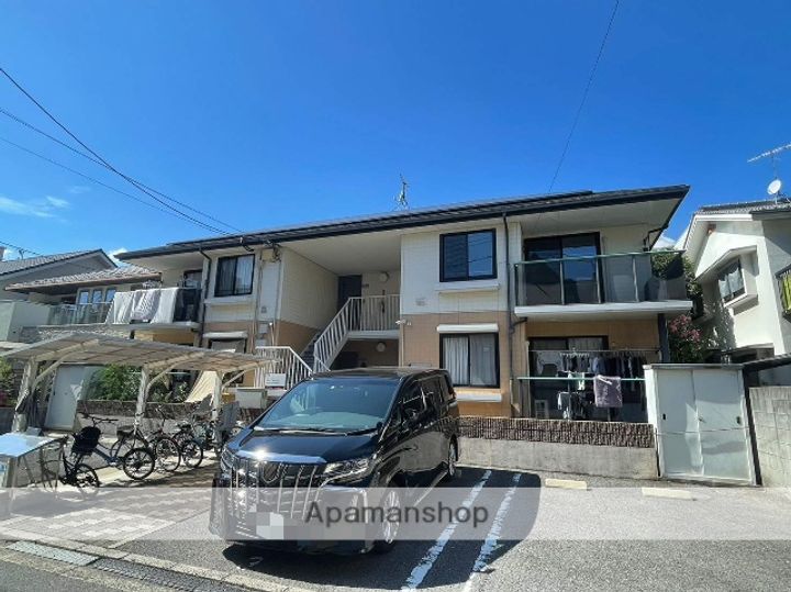 アーバン椿の外観