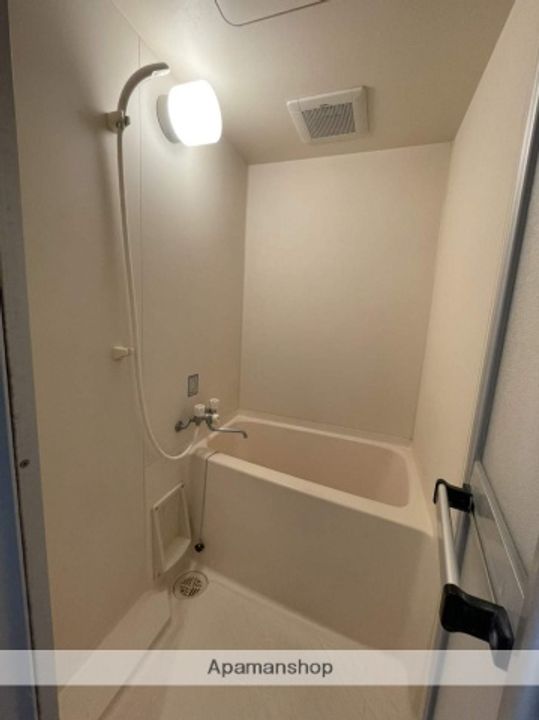 ロックウッドしのはらの風呂