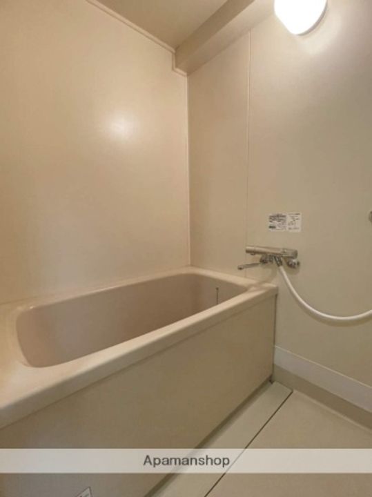 高野ビルの風呂