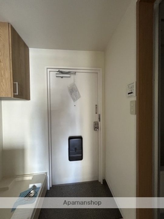 メゾン和田の玄関