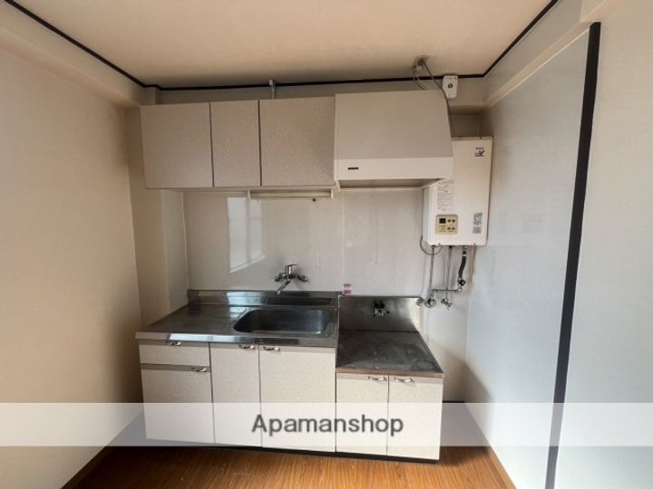 RSビルのキッチン