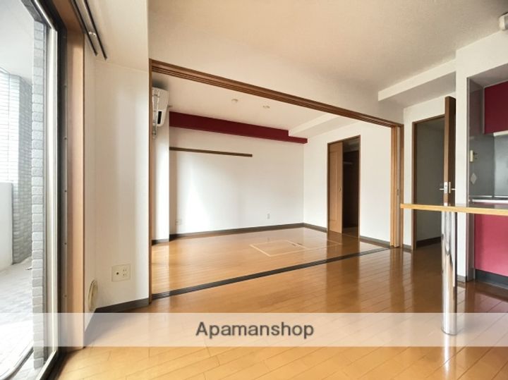 アティール観音の内装