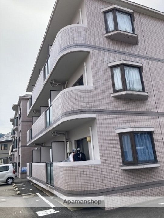 広島県広島市安佐北区亀山2丁目の賃貸マンションの外観