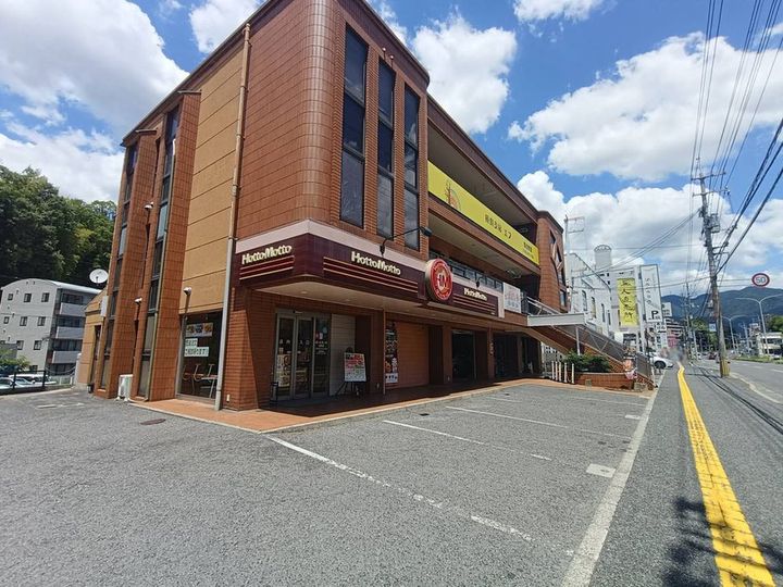 レオパレスYカネミツ 二番館101の周辺