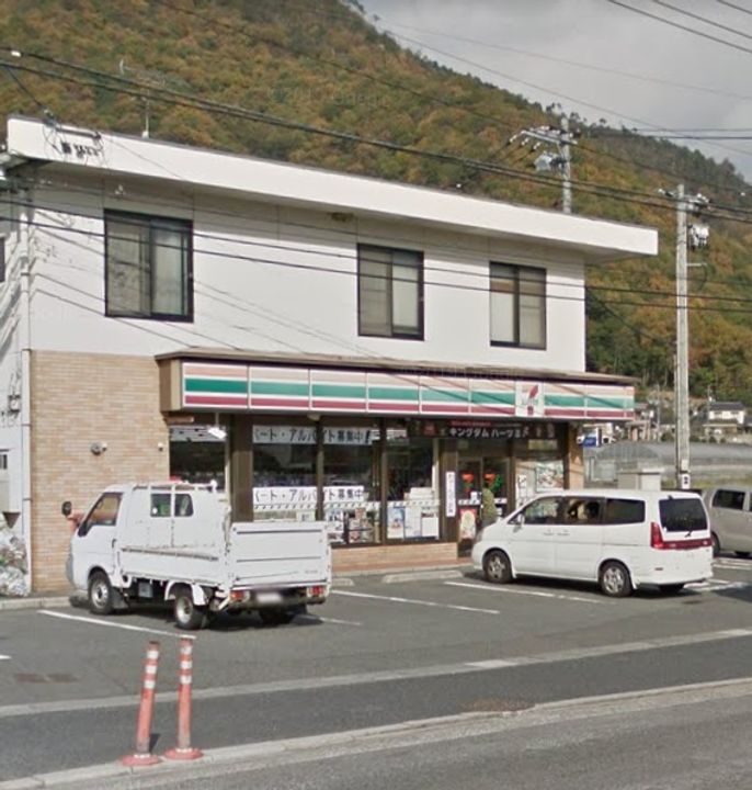 レオパレスYカネミツ 二番館101の周辺