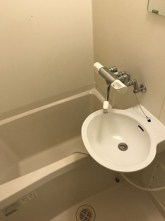 レオパレスTHUBAKIの風呂