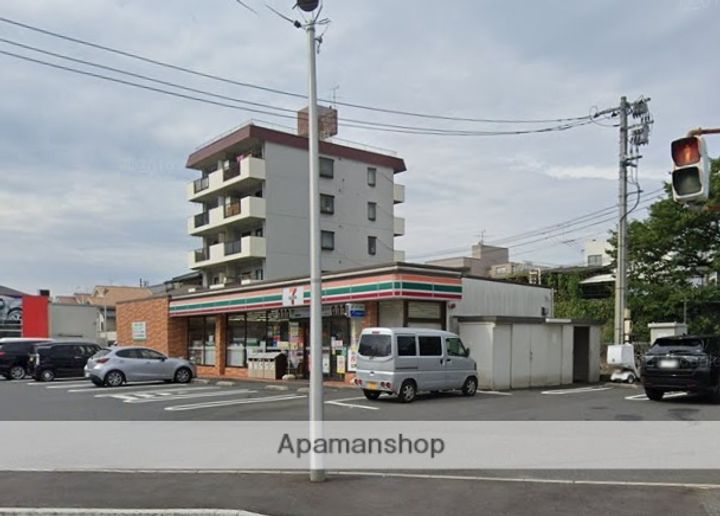 LIVLEST向洋駅前の周辺