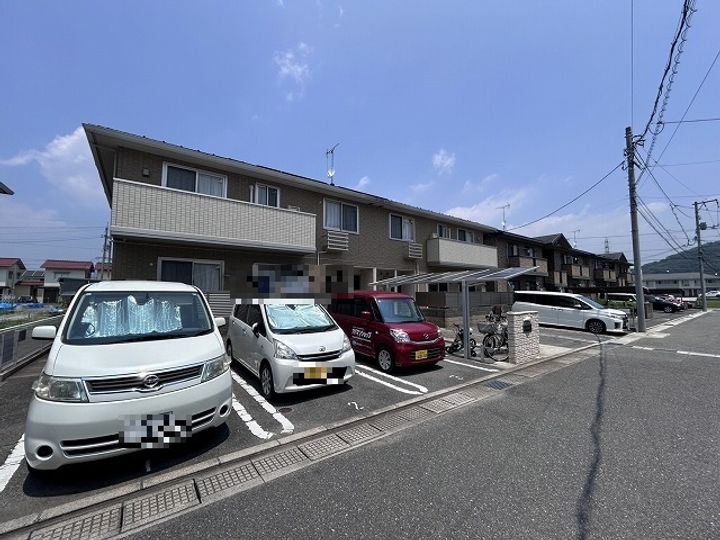 サントーク東原E棟の外観