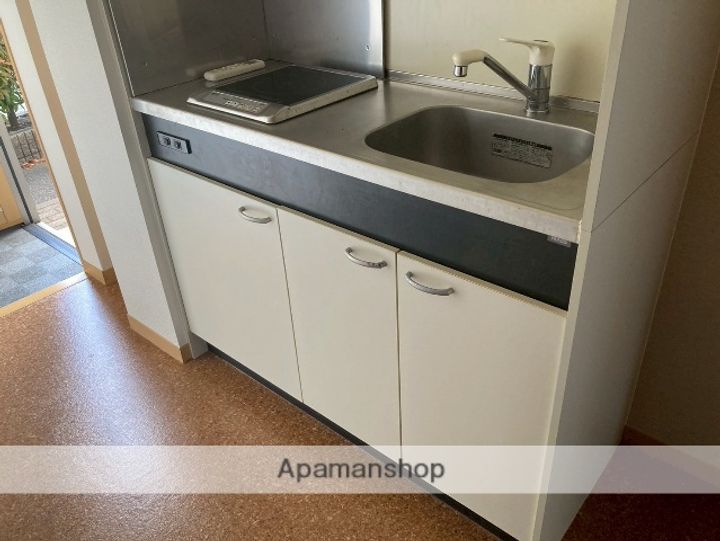 apartment IN EAST105のキッチン