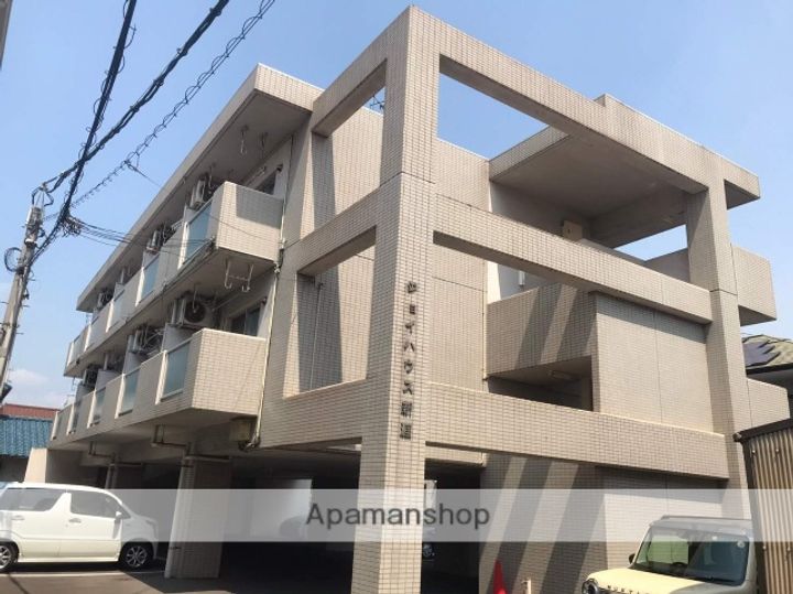 ジョイハウス新涯303の外観