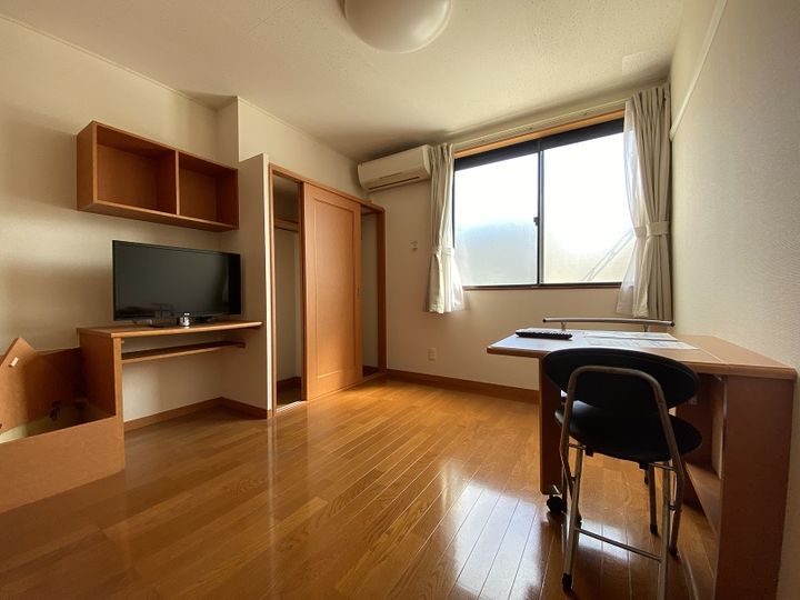 レオパレスシャルマンⅡの居間