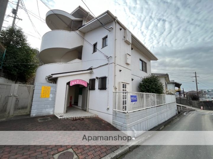 第二塚本マンション302の外観